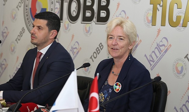 undp-turkiyedeki-deprem-felaketinden-etkilenen-kadin-isverenlerin-toparlanmasi-icin-hibe-programi-baslatti.jpg