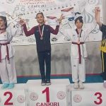 izmirin-sampiyon-ogrencileri.jpg