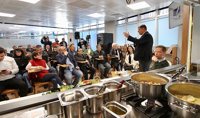 karsiyaka-mutfak-sanatlari-merkezi-izmirin-yeni-gastronomi-ussu-oldu.jpg