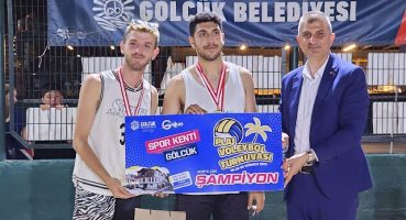 Plaj voleybolu turnuvası çekişmeli müsabakalar ile tamamlandı