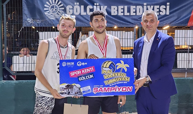 plaj-voleybolu-turnuvasi-cekismeli-musabakalar-ile-tamamlandi.jpg