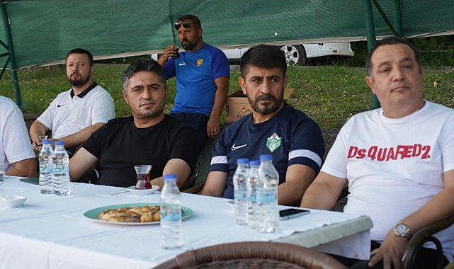 aliaga-belediye-baskani-serkan-acardan-aliagaspor-fknin-bolu-kampina-ziyaret.jpg