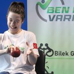 ayse-sporda-ben-de-varim-dedi.jpg