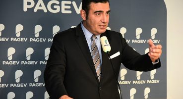 Daralmaya karşı büyüyoruz