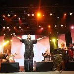 emre-altugun-coskulu-performansi-ile-festival-maratonu-basladi.jpg