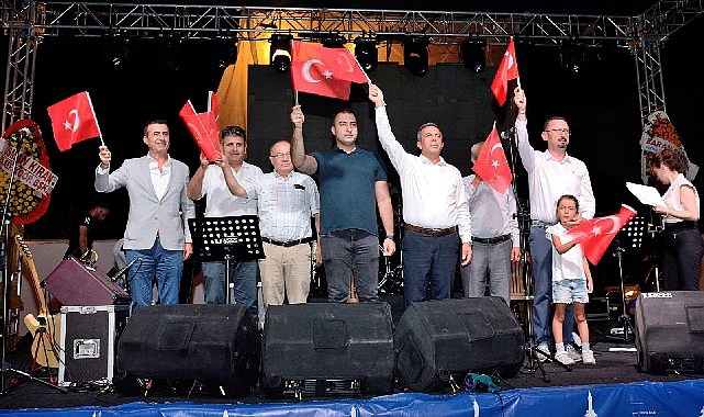beydagda-kurtulusun-101-yildonumu-ile-31-yerel-urunler-ve-kulturel-etkinlikler-festivali-coskuyla-kutlandi.jpg