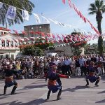cesme-festivali-akdeniz-temasiyla-buyuk-bir-coskuyla-basladi.jpg