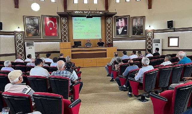 inegollu-ciftcilere-tkdk-destekleri-anlatildi.jpg