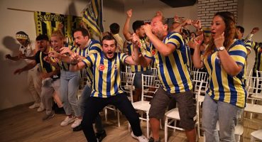 Trabzonspor – Fenerbahçe rekabeti   “Öğretmen" filmi ile beyazperdeye taşınıyor!