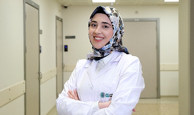 uzmanlar-uyariyor-yasam-tarzi-aliskanliklari-alzheimer-riskini-artirabilir.jpg