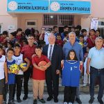 antalya-buyuksehirden-serik-dikmen-ilkokuluna-spor-malzemesi-destegi.jpg