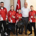 baskan-sandikci-dunya-sampiyonu-sporcuyu-agirladi.jpg