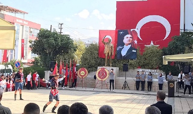 baskan-yilmazlar-29-ekim-cumhuriyet-bayrami-kutlama-torenine-katilim-sagladi.jpg