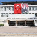 deu-ogrencileri-cumhuriyet-icin-yuruyecek.jpg