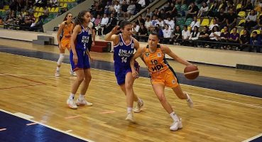 Gürespor 4'te 4'le yola devam