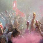 izmirli-gencler-100uncu-yila-kulturparkta-merhaba-dedi.jpg