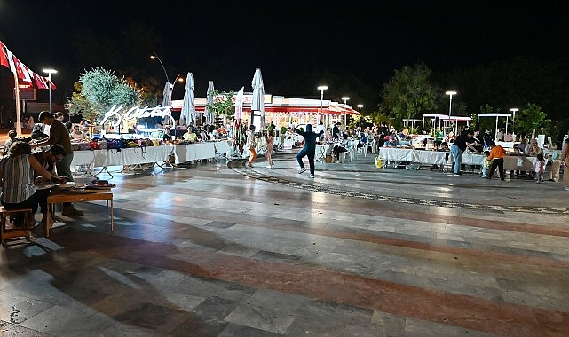 kemerde-ureten-ev-hanimlari-kermesi-yapildi.jpg