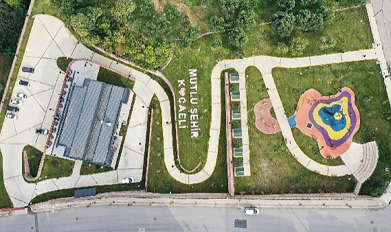 konakta-100-yil-coskusu-suruyor.jpg