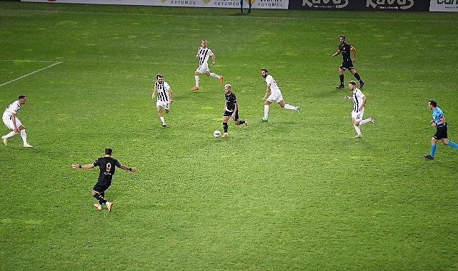lider-aliaga-kazanmaya-devam-ediyor.jpg