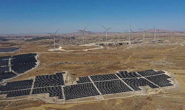 qnb-finansbank-gelecegi-futuretastic-temasiyla-gelisim-zirvesinde-konustu.jpg