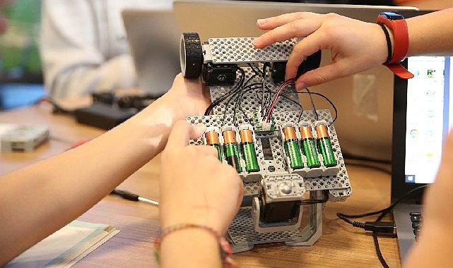 robot-yarislari-icin-geri-sayim.jpg