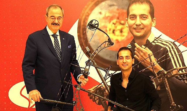 sanko-holding-cumhuriyetin-100-yilinda-para-milli-okcu-yigit-caner-aydinin-ana-sponsoru-oldu.jpg