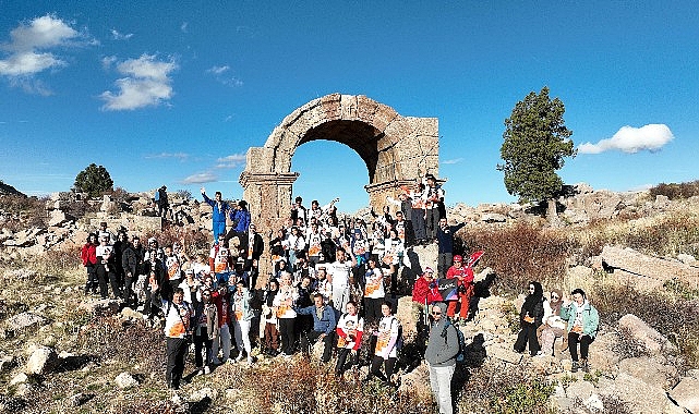 baskan-altay-tarihin-izlerini-tasiyan-zengibar-yuruyus-yolunu-turizme-kazandirdik.jpg