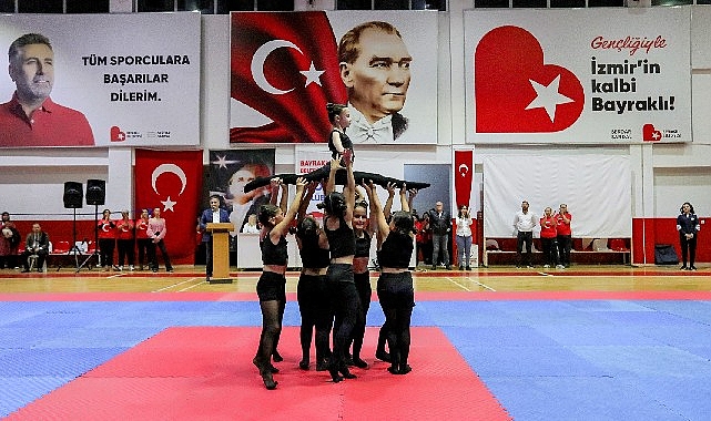 bayrakli-kis-spor-okullari-acildi.jpg