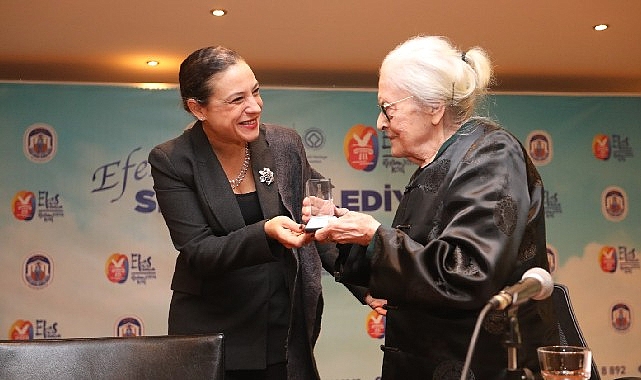 herakleitosun-bilgelik-atesi-bir-kez-daha-efes-selcukta-yaniyor.jpg