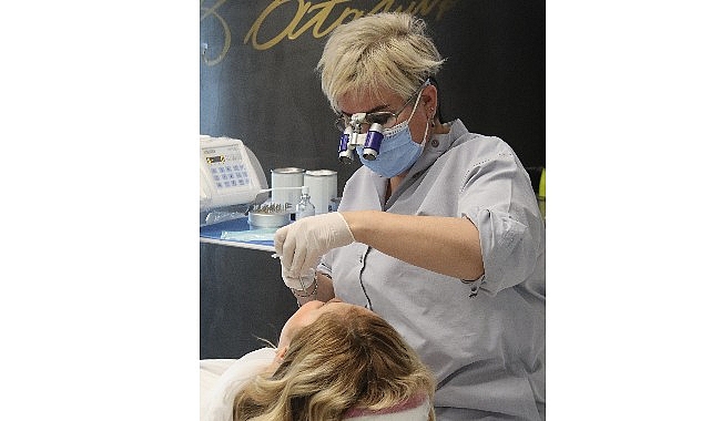 dijital-dis-hekimligi-ile-biyolojiyi-koruyan-implant.jpg