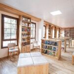 izmirin-24-saat-yasayan-100-yil-kitap-kafe-ve-kutuphanesi-acildi.jpg