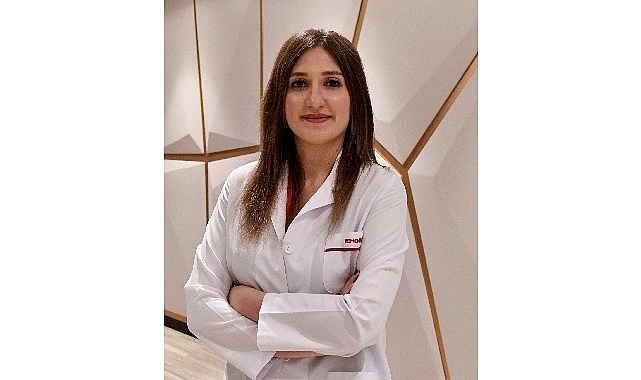 kadin-sagliginda-fonksiyonel-tip-uygulamalari-kisiye-ozel-cozumler-sunuyor.jpg