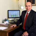kaskaloglu-goz-hastanesi-kurucusu-prof-dr-mahmut-kaskaloglu-lasik-ile-30-yildir-basarili-operasyonlara-imza-atiyoruz.jpg
