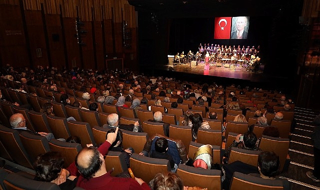 buyuksehir-kadinlar-korosu-ruhlara-dokundu.jpg