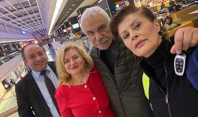 ihsan-tas-yeni-filmini-sinema-salonunda-izledi.jpg