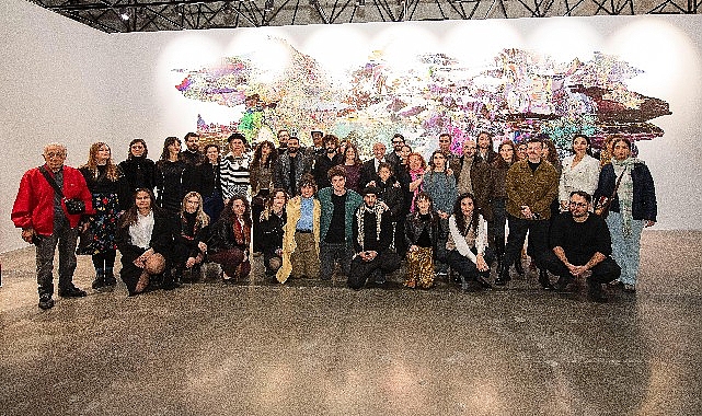 izmir-akdeniz-bienali-acildi.jpg