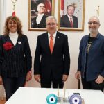 egeli-sinemaci-akademisyene-en-iyi-yonetmen-odulu.jpg
