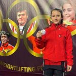 izmirli-genc-sporculardan-buyuk-basari.jpg