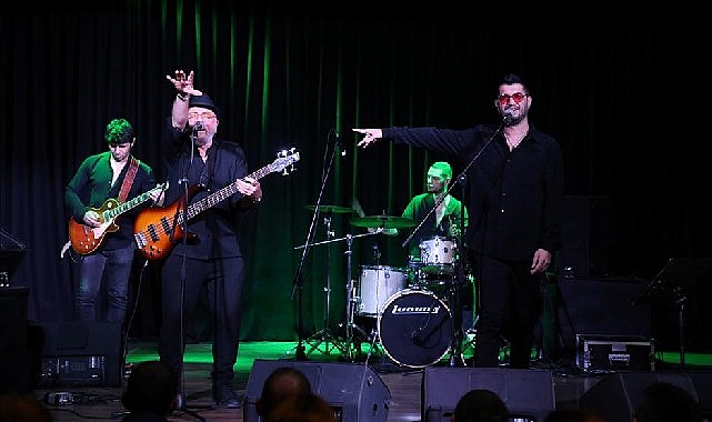 rock-muzigin-efsaneleri-vefa-konserinde-anildi.jpg