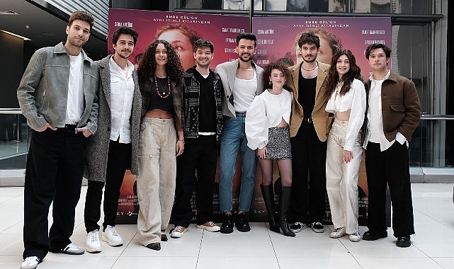 29-martta-vizyona-girecek-gunesi-sondurmem-gerek-filminin-on-gosterimine-buyuk-ilgi.jpg