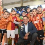 baskan-ozyigit-sporcu-cocuklar-ve-aileleriyle-bulustu.jpg