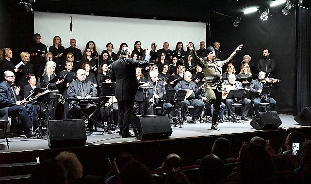 canakkale-sehitleri-konserle-anildi.jpg