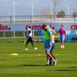 dick-advocaatin-calistirdigi-curacao-futbol-milli-takimi-corendon-sponsorlugunda-titanic-deluxe-golf-belekte.jpg
