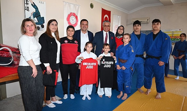 kemer-belediyesinden-judoculara-malzeme-destegi.jpg