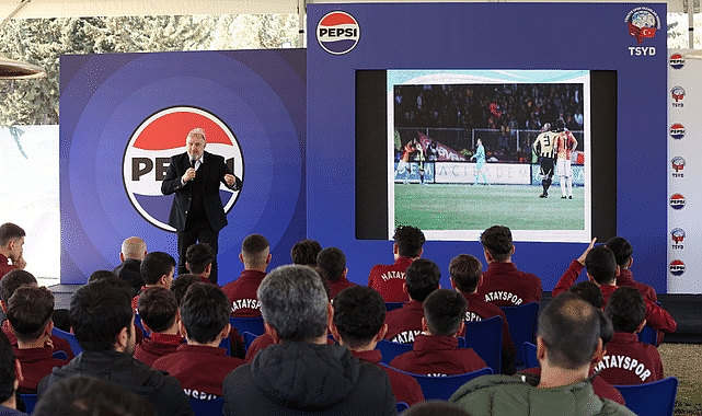 pepsi-gelecegin-yildiz-futbolcularina-destek-projesi-hatayda-basladi.jpg