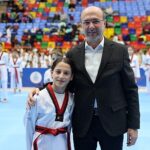 selcuklu-belediye-baskani-ahmet-pekyatirmaci-selcuklu-belediyespor-kulubunde-tekvando-bransinda-egitim-goren-sporcularin-kusak-heyecanina-ortak-oldu.jpg
