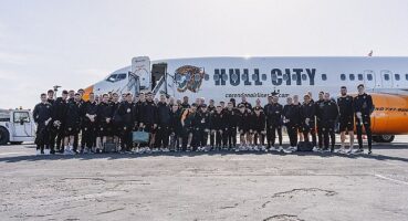 “Tigers on Tour" Hazırlık Kampı Hull City Corendon Uçağıyla Antalya Havalimanı'nda
