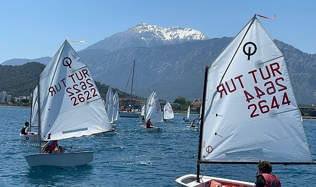 yat-ve-yelken-sporu-kemerde-gelisiyor.jpg