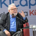 izmirliler-izkitap-feste-akin-etti-prof-dr-celal-sengor-konuk-oldu.jpg