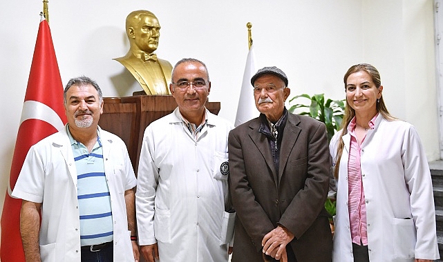 86-yasindaki-cemil-mertturk-esrefpasa-hastanesinde-sifa-buluyor.jpg